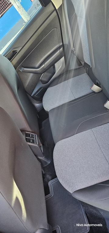 VOLKSWAGEN Polo Hatch - Foto