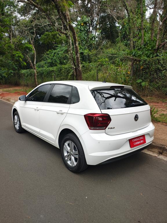 VOLKSWAGEN Polo Hatch - Foto