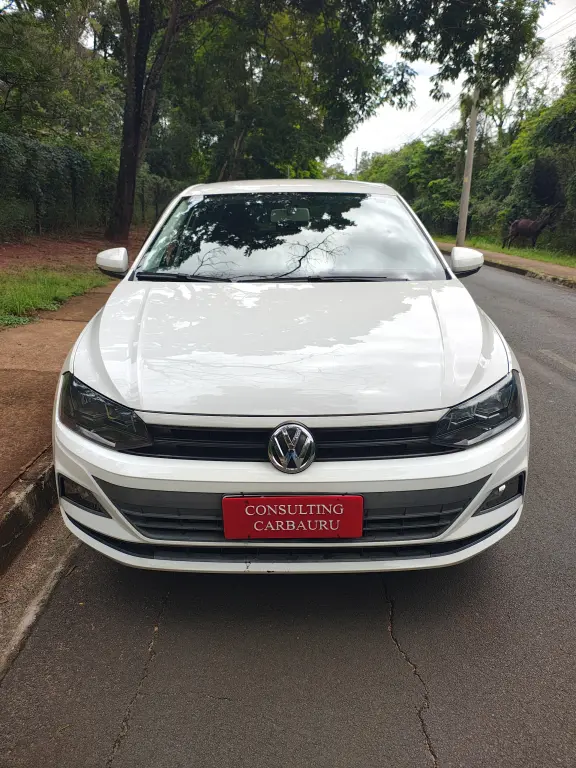 VOLKSWAGEN Polo Hatch - Foto