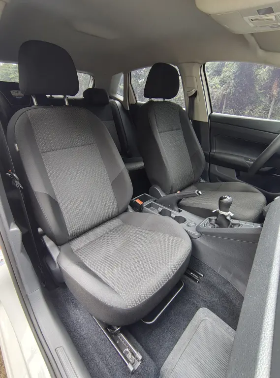 VOLKSWAGEN Polo Hatch - Foto