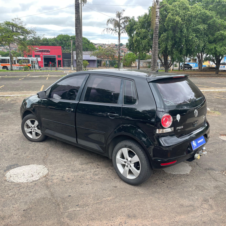 VOLKSWAGEN Polo Hatch - Foto