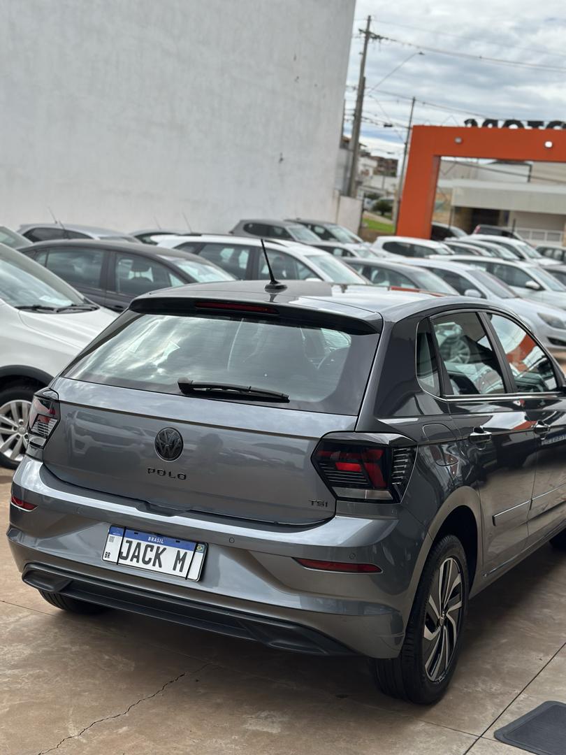 VOLKSWAGEN Polo Hatch - Foto