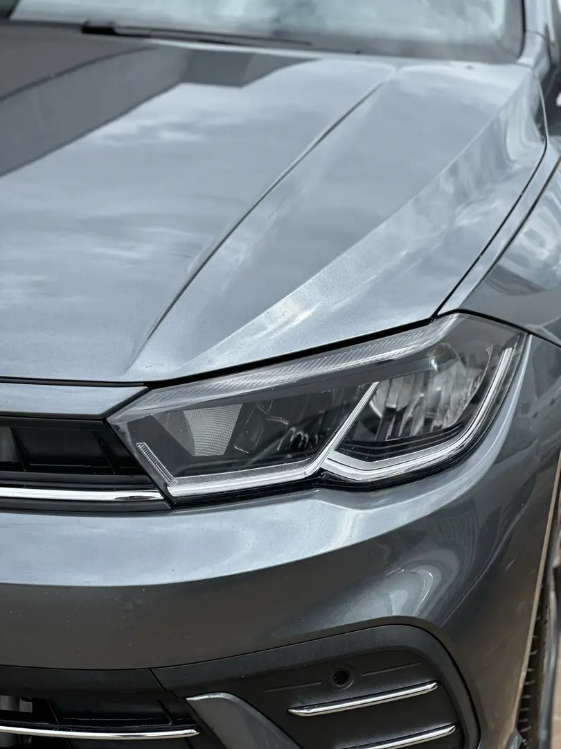 VOLKSWAGEN Polo Hatch - Foto