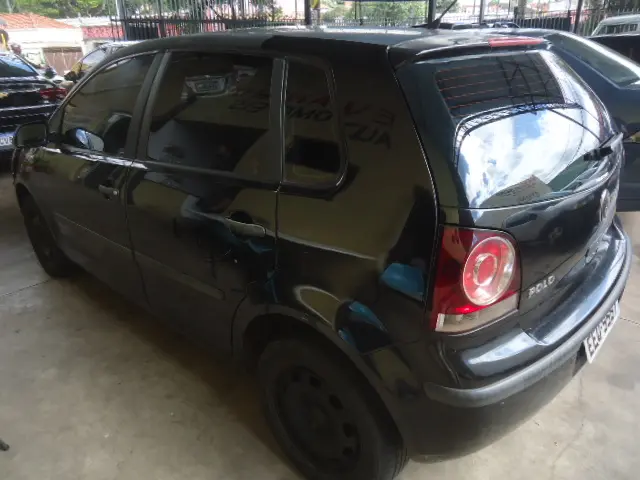 VOLKSWAGEN Polo Hatch - Foto