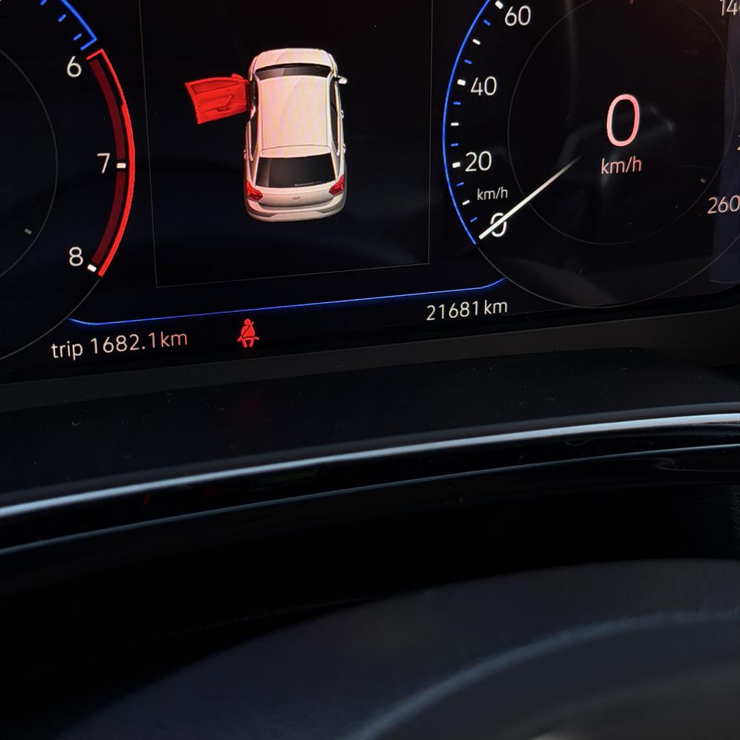 VOLKSWAGEN Polo Hatch - Foto