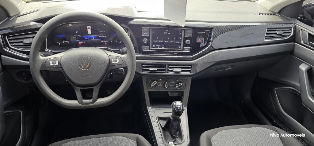 VOLKSWAGEN Polo Hatch - Foto
