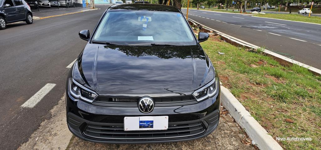 VOLKSWAGEN Polo Hatch - Foto