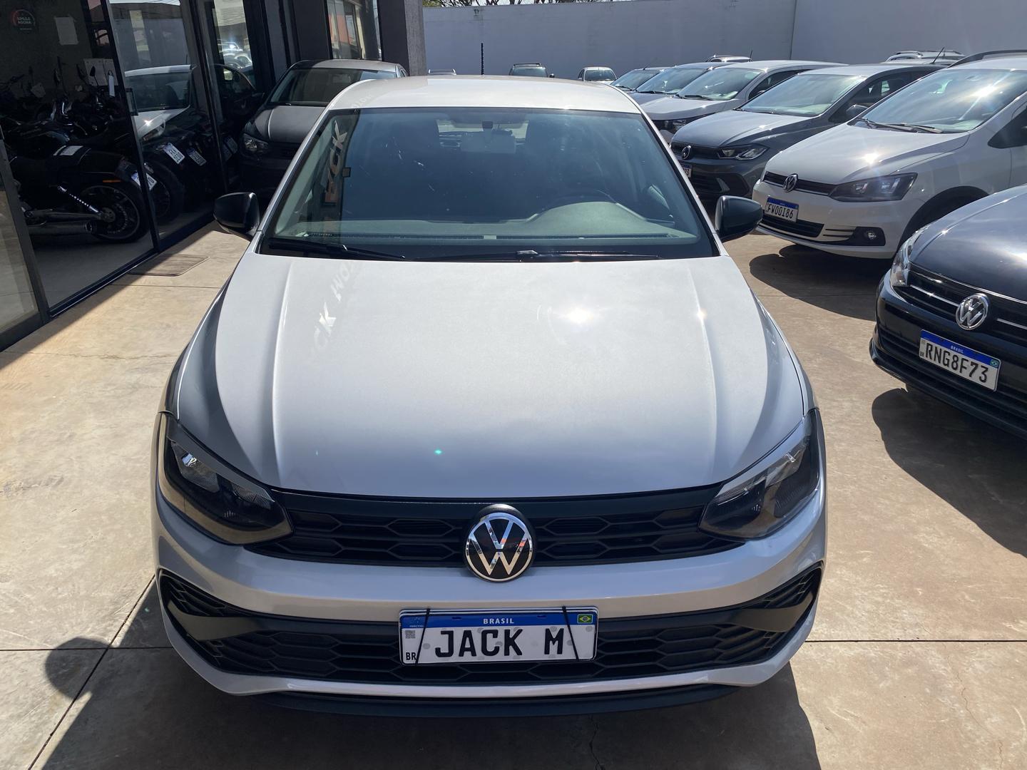 VOLKSWAGEN Polo Hatch - Foto