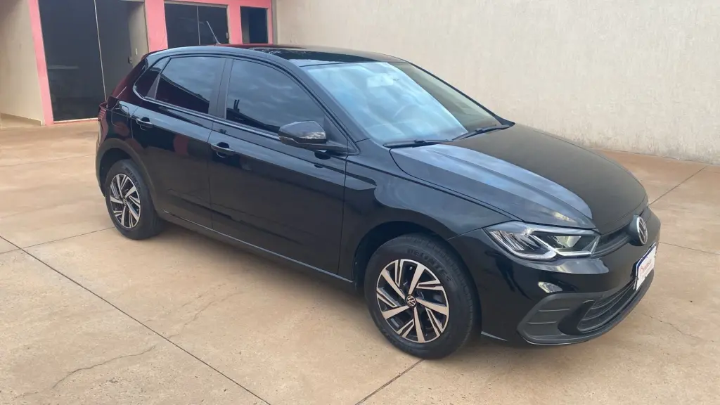 VOLKSWAGEN Polo Hatch - Foto