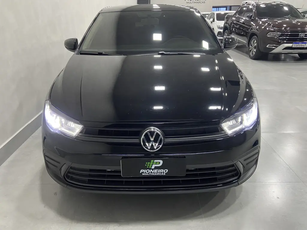 VOLKSWAGEN Polo Hatch - Foto