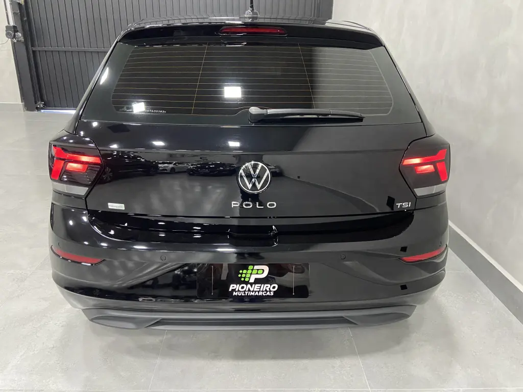 VOLKSWAGEN Polo Hatch - Foto