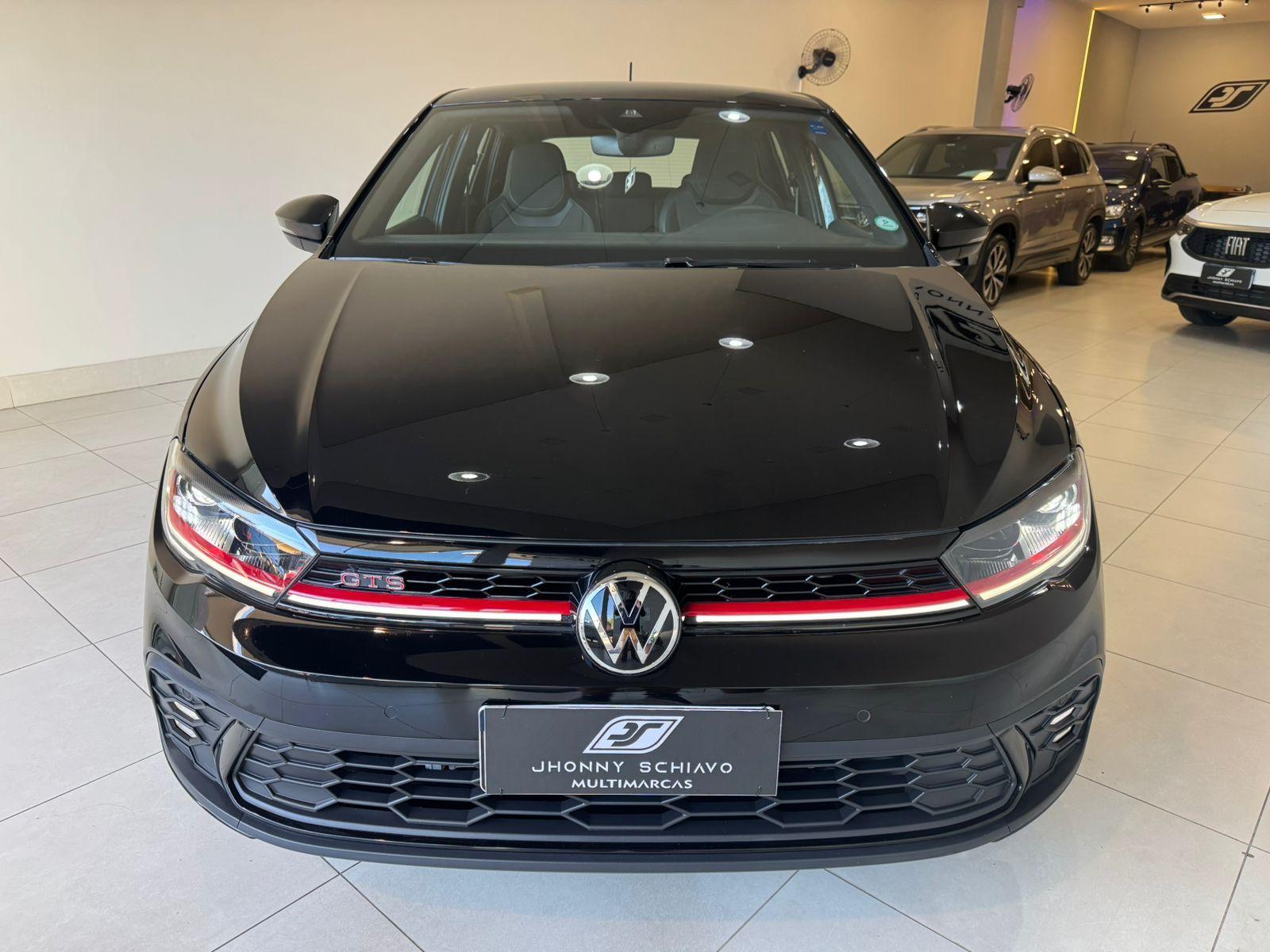 VOLKSWAGEN Polo Hatch - Foto