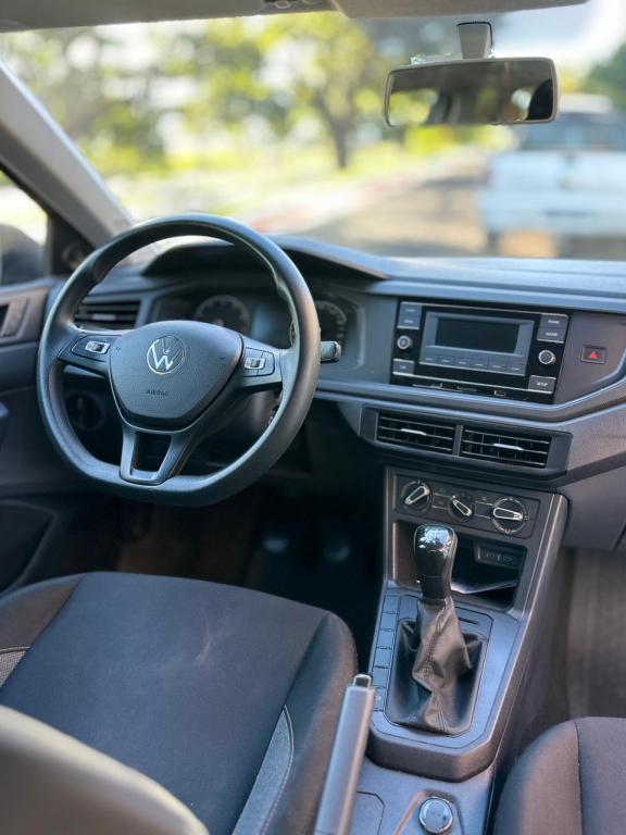 VOLKSWAGEN Polo Hatch - Foto