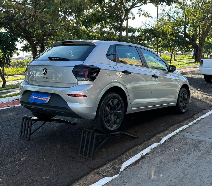 VOLKSWAGEN Polo Hatch - Foto