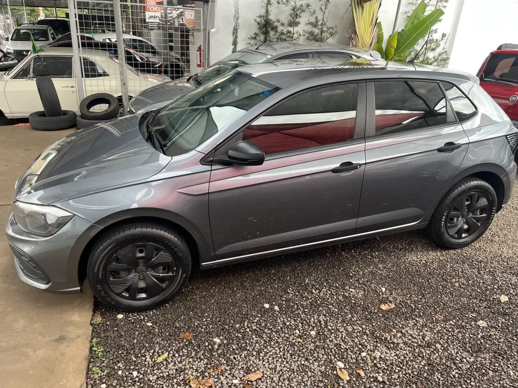 VOLKSWAGEN Polo Hatch - Foto