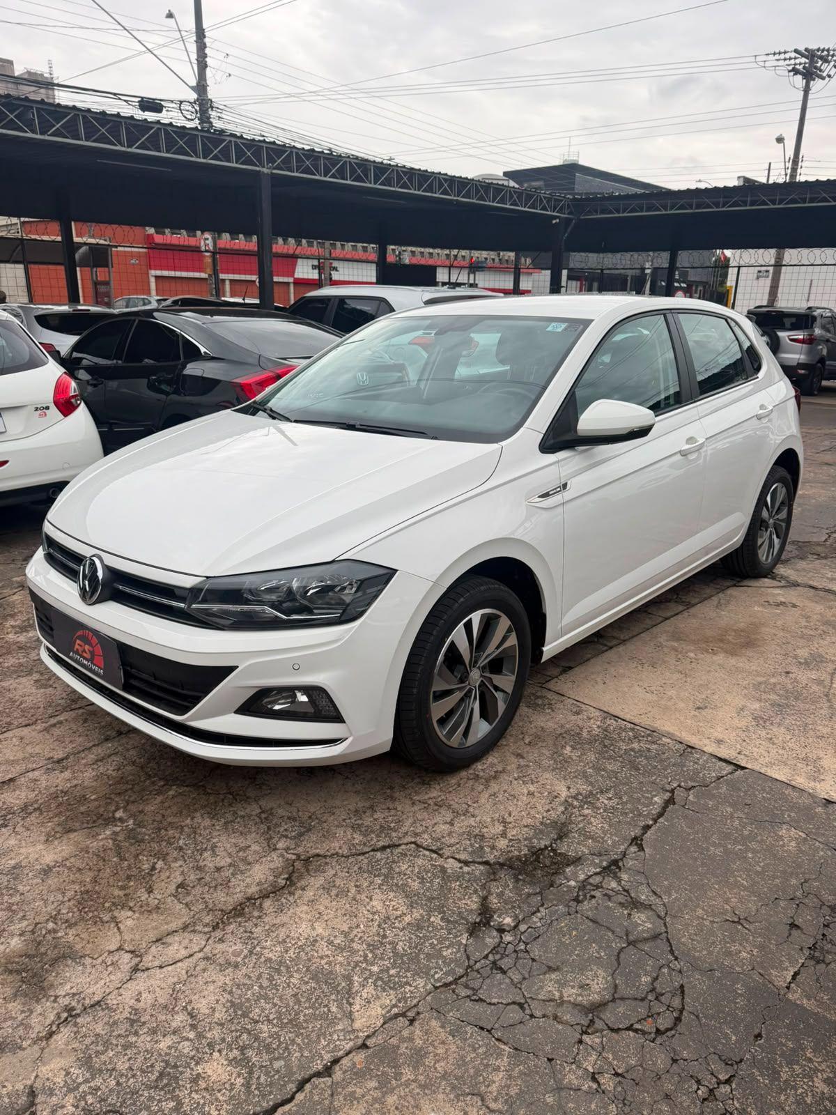 VOLKSWAGEN Polo Hatch