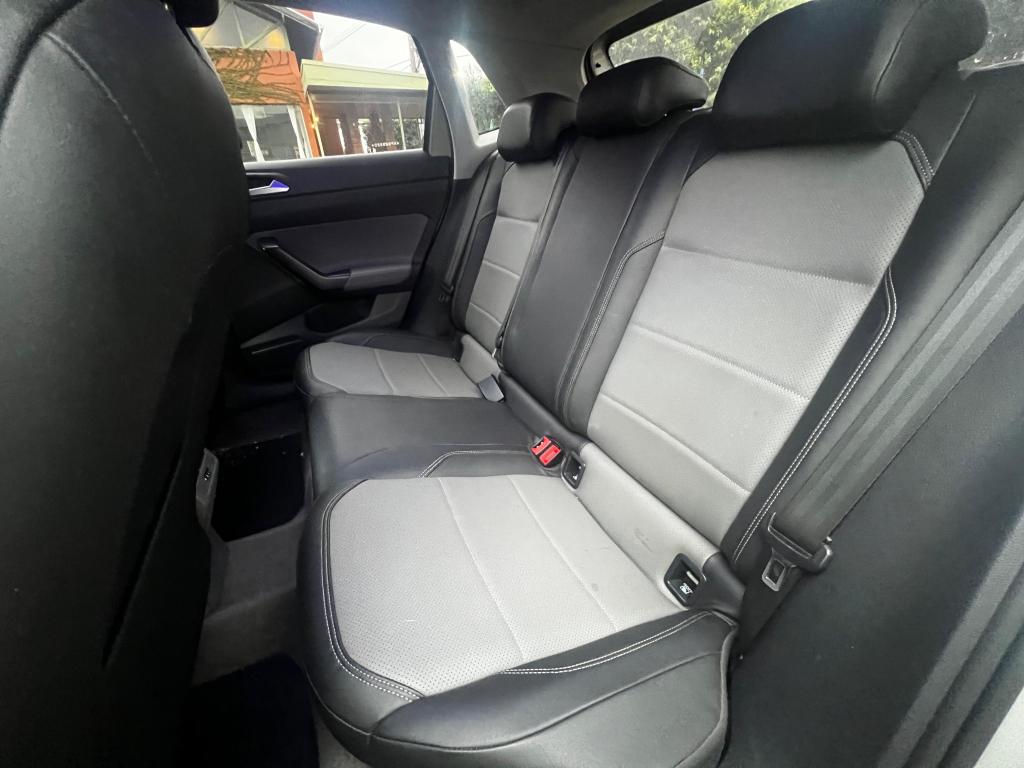 VOLKSWAGEN Polo Hatch - Foto