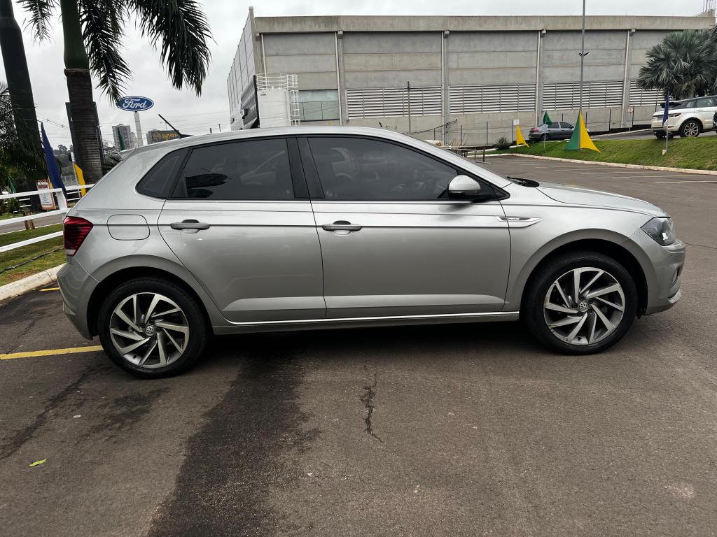 VOLKSWAGEN Polo Hatch - Foto