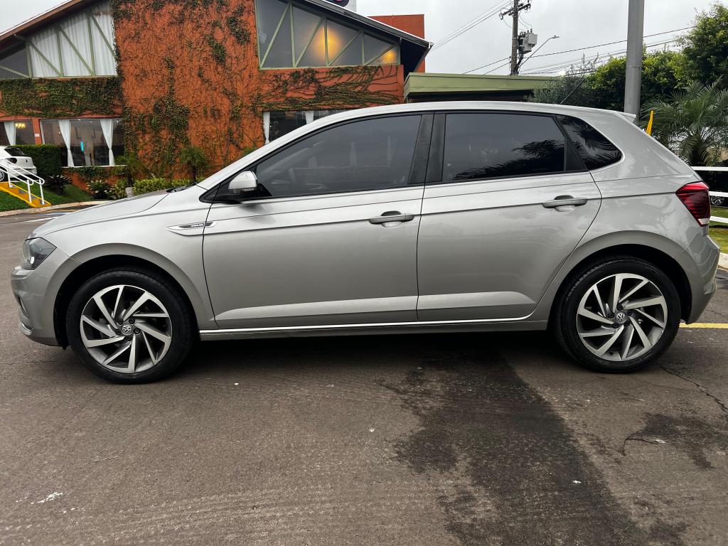 VOLKSWAGEN Polo Hatch - Foto