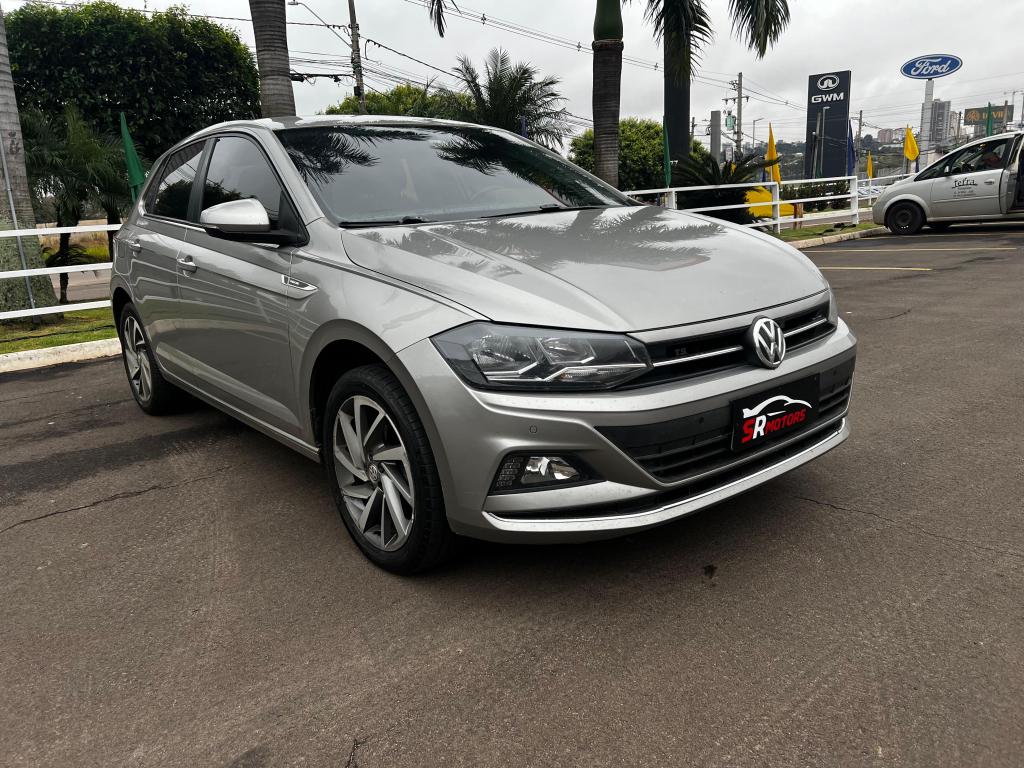 VOLKSWAGEN Polo Hatch - Foto