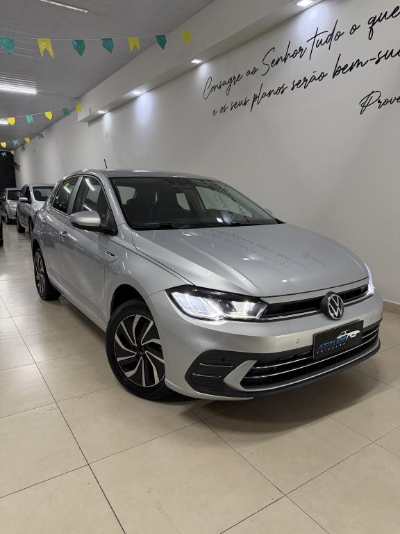 VOLKSWAGEN Polo Hatch