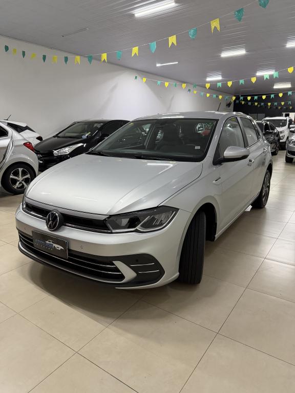 VOLKSWAGEN Polo Hatch - Foto