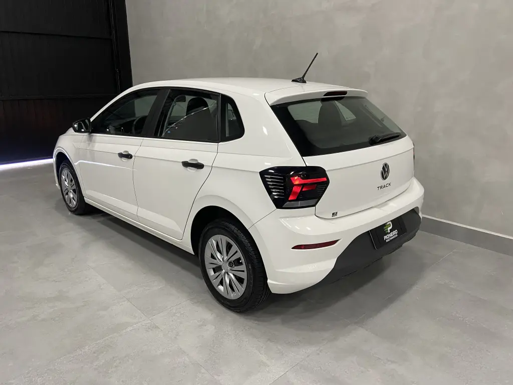 VOLKSWAGEN Polo Hatch - Foto