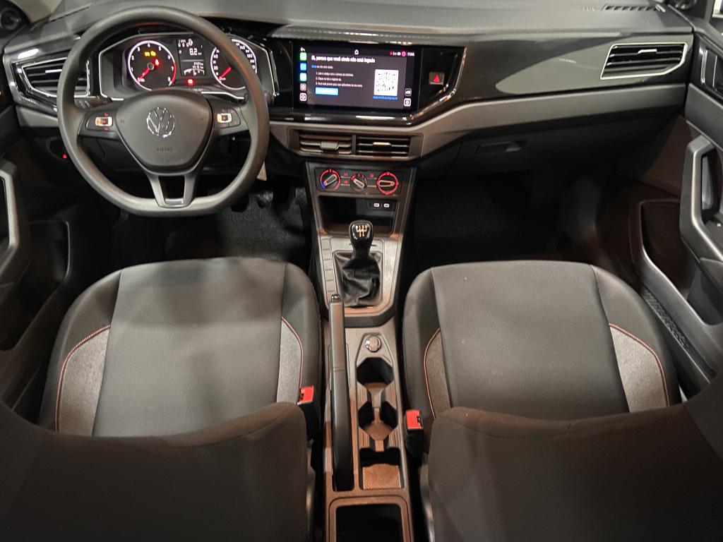 VOLKSWAGEN Polo Hatch - Foto