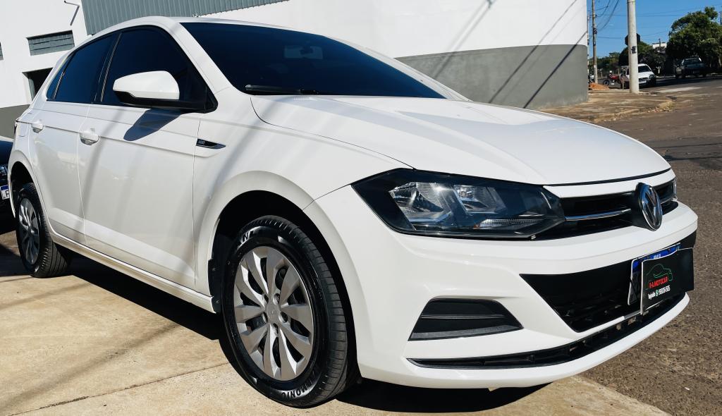 VOLKSWAGEN Polo Hatch