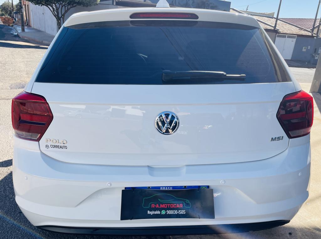 VOLKSWAGEN Polo Hatch - Foto