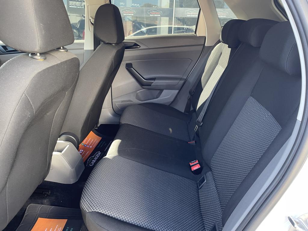 VOLKSWAGEN Polo Hatch - Foto