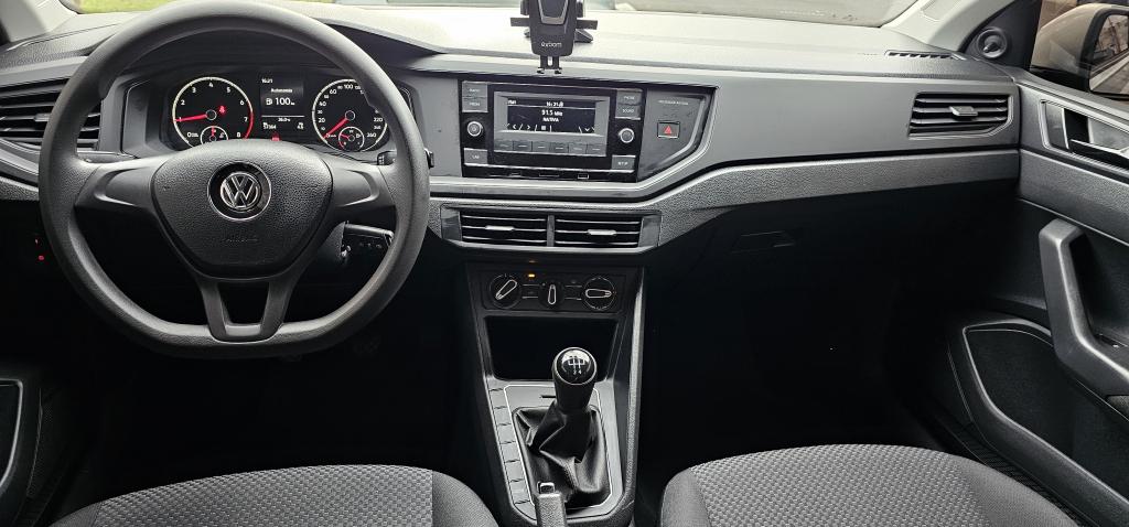 VOLKSWAGEN Polo Hatch - Foto