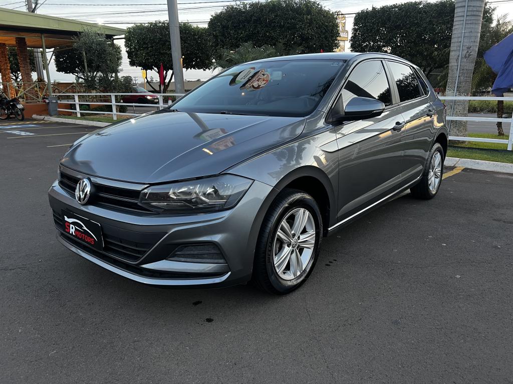 VOLKSWAGEN Polo Hatch