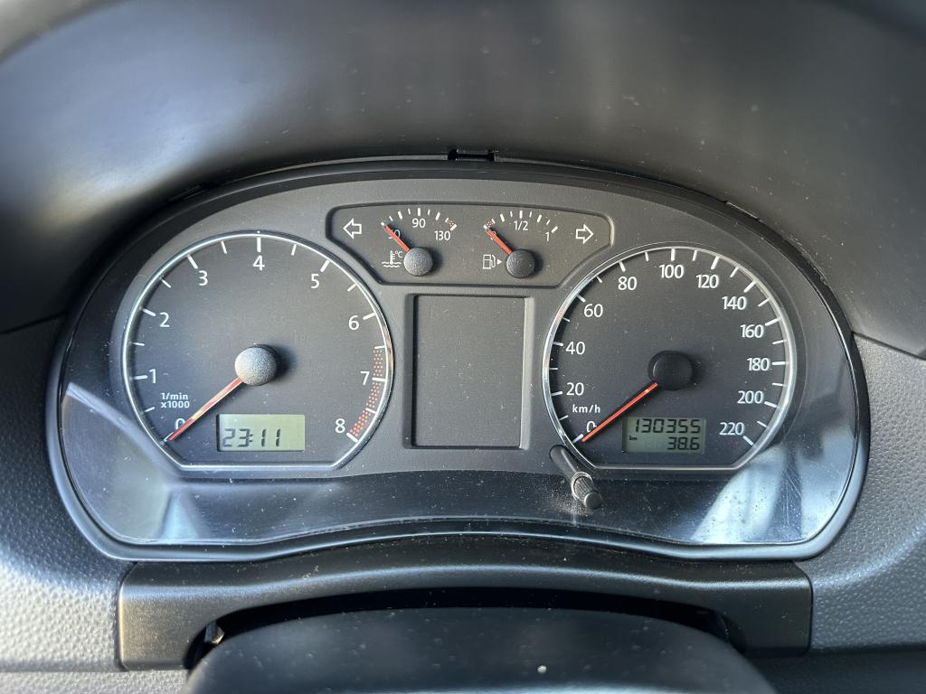 VOLKSWAGEN Polo Hatch - Foto