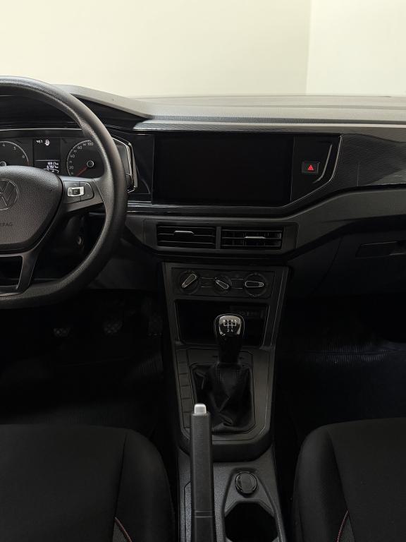 VOLKSWAGEN Polo Hatch - Foto