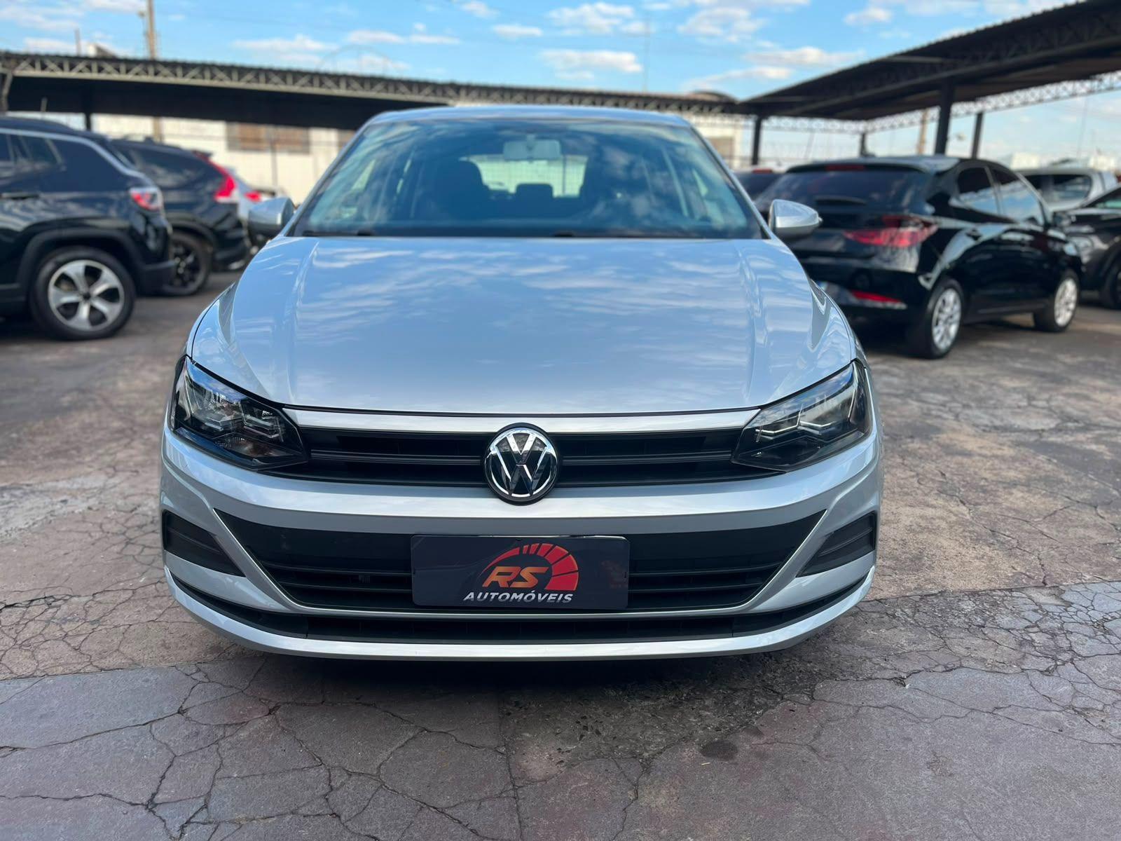 VOLKSWAGEN Polo Hatch - Foto