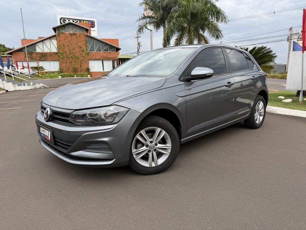 VOLKSWAGEN Polo Hatch - Foto