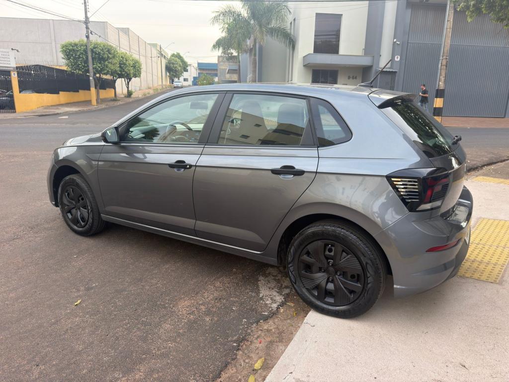 VOLKSWAGEN Polo Hatch - Foto