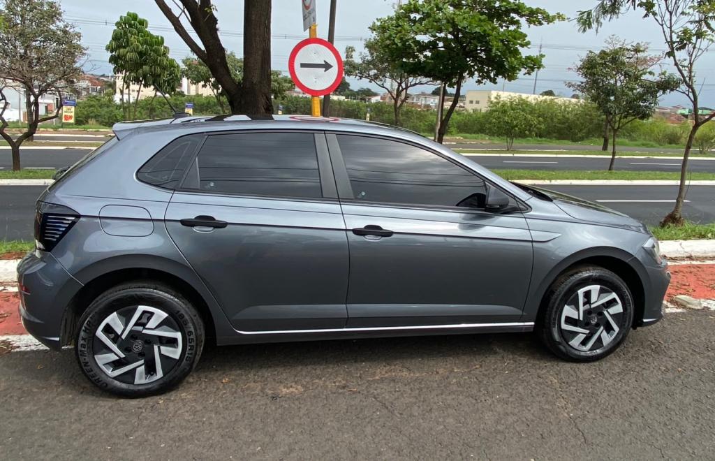 VOLKSWAGEN Polo Hatch - Foto