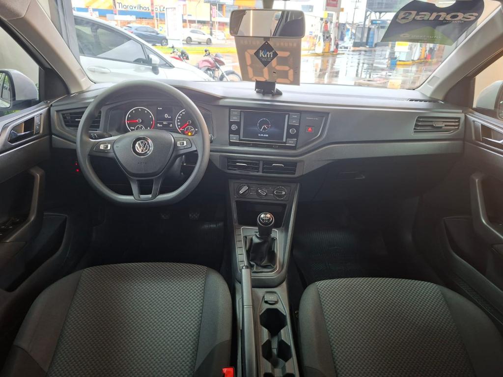 VOLKSWAGEN Polo Hatch - Foto