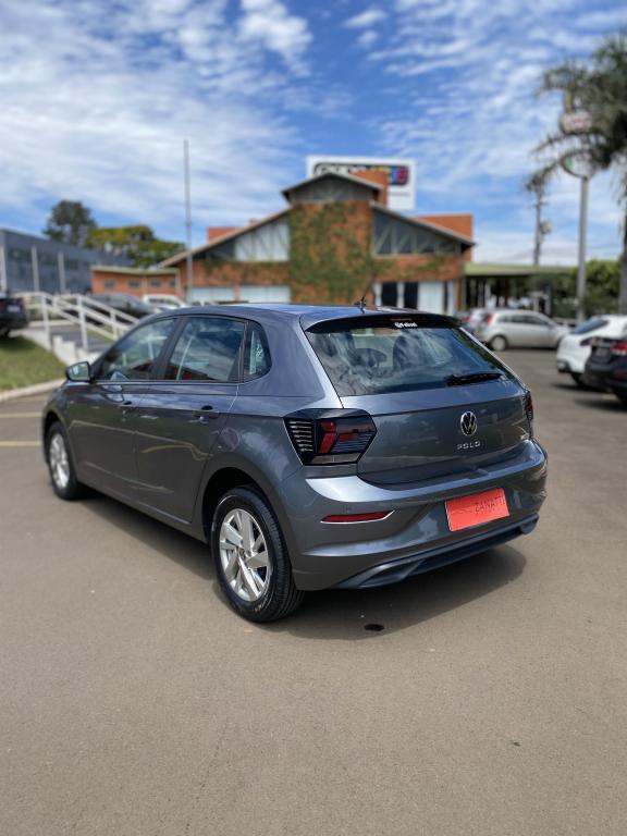 VOLKSWAGEN Polo Hatch - Foto