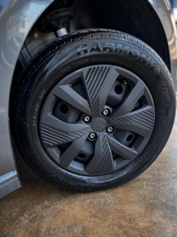 VOLKSWAGEN Polo Hatch - Foto