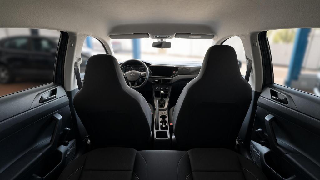 VOLKSWAGEN Polo Hatch - Foto