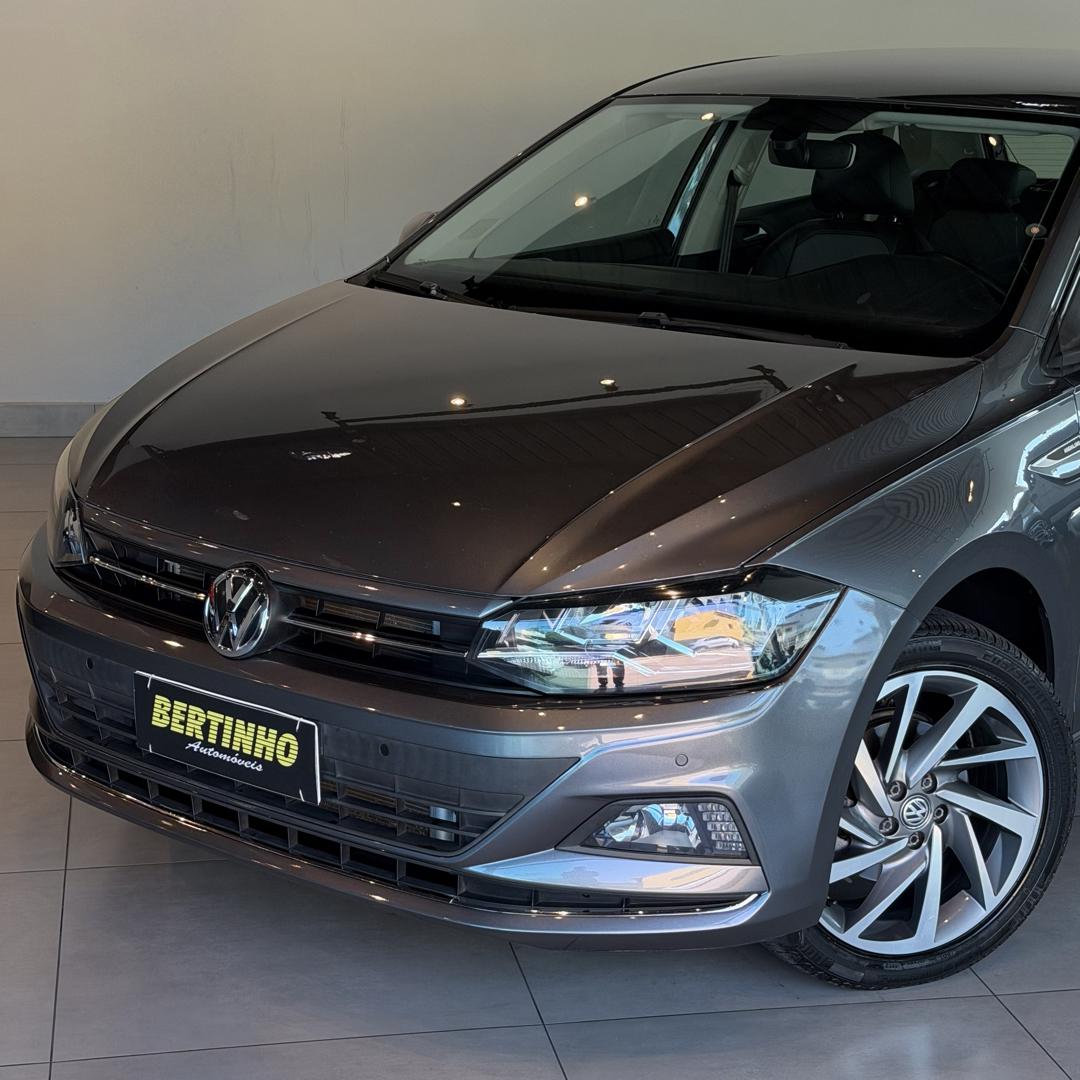 VOLKSWAGEN Polo Hatch - Foto