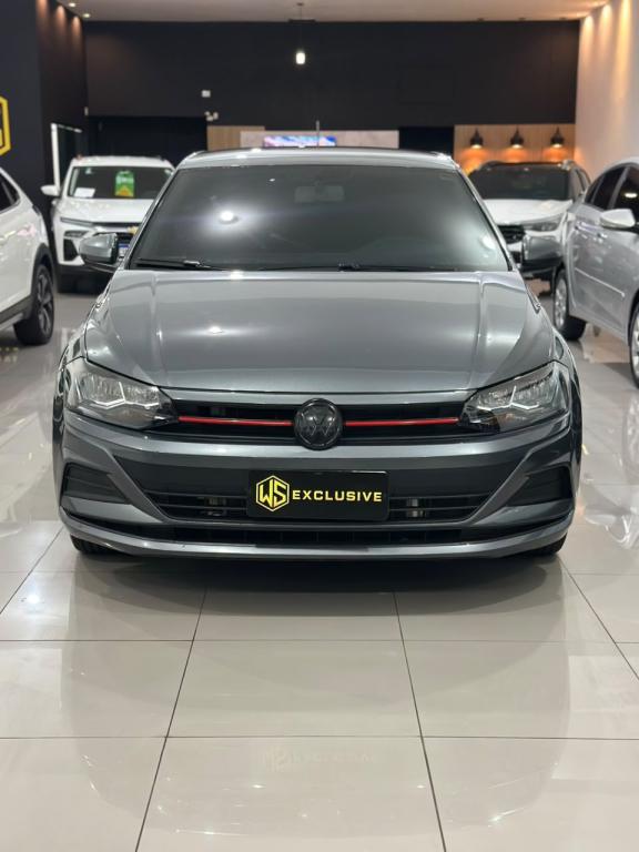 VOLKSWAGEN Polo Hatch - Foto