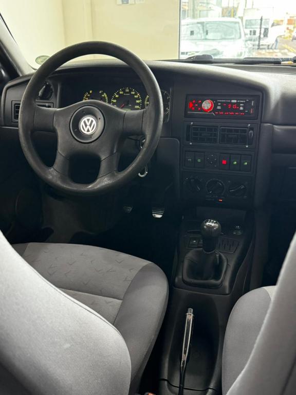 VOLKSWAGEN Santana - Foto