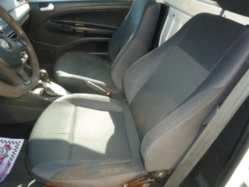 VOLKSWAGEN Saveiro - Foto