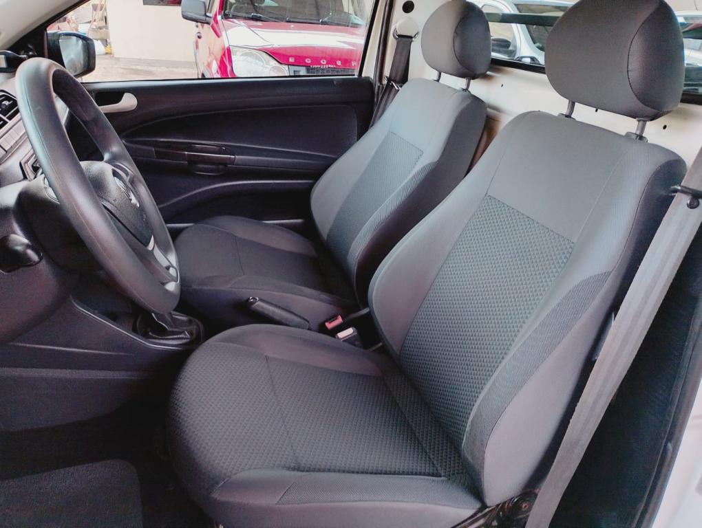 VOLKSWAGEN Saveiro - Foto