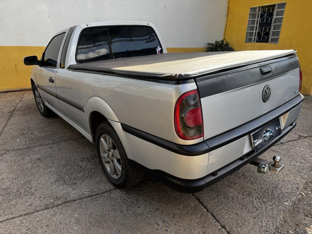 VOLKSWAGEN Saveiro - Foto