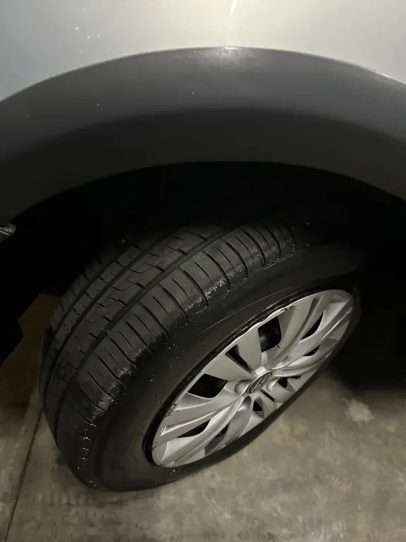 VOLKSWAGEN Saveiro - Foto